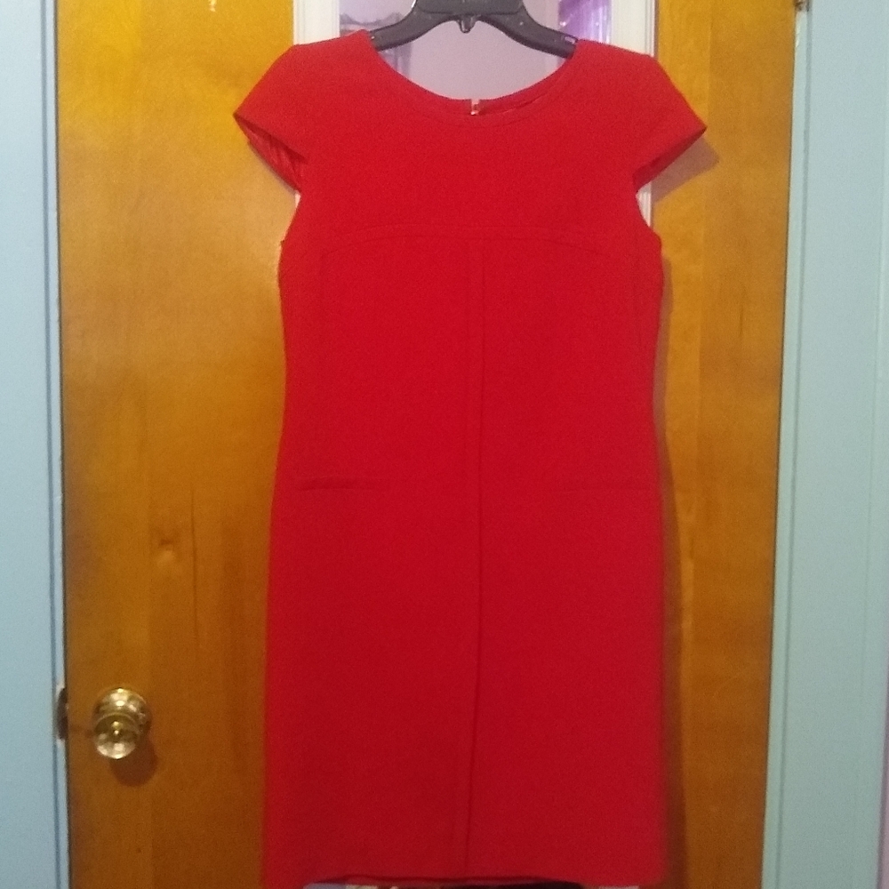NWOT Tahari Red Dress - Size 6